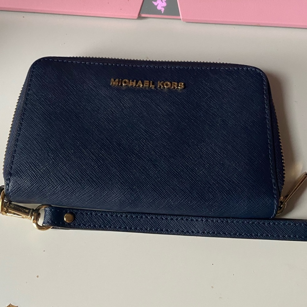 MICHAEL KORS Phone Wristlet Wallet Navy